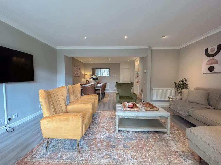 Holiday home Large 6 Bedroom Retreat In Holland Park London